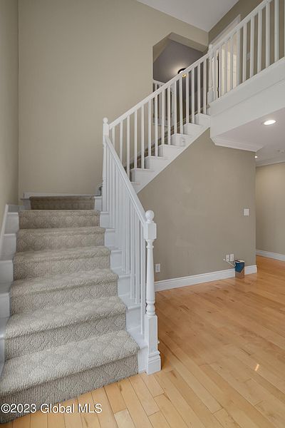 4th image of 569 Columbia Street #Ext