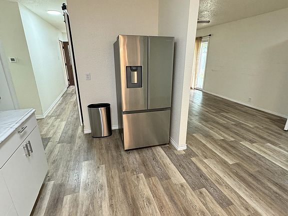 Appliances included