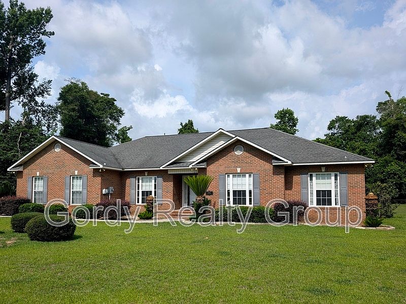 1st image of 5222 Oak Dr