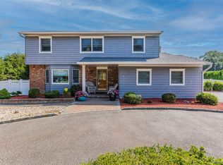 29 Lawrence Drive, Nesconset, NY 11767