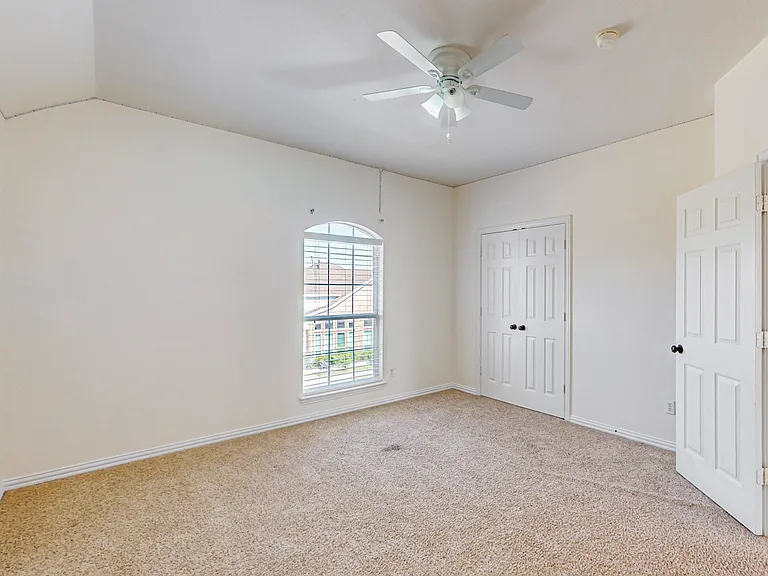 8609A Rugby Dr — Photo 29