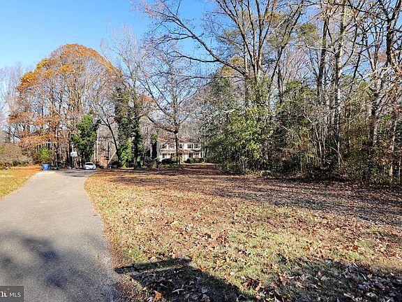 2nd image of 12888 Leman Ln