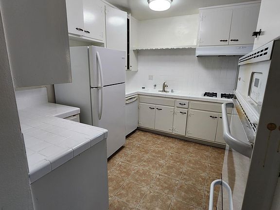 5th image of 11661 Texas Ave #2