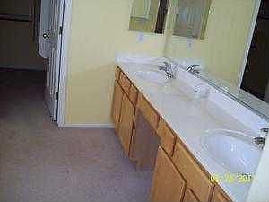 5th image of 14288 W Amelia Ave
