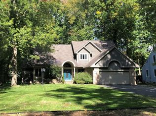 970 Shields Rd, Youngstown, OH 44511