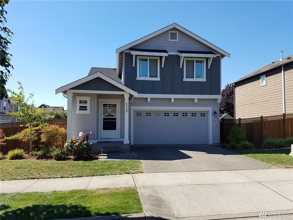 Photo from the front of the house.