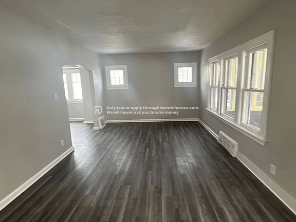 5th image of 1019 Cordova Ave