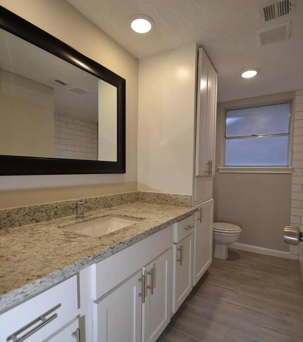 4 bed, 2.0 bath, 1628 sqft, $2,200 — Photo 2
