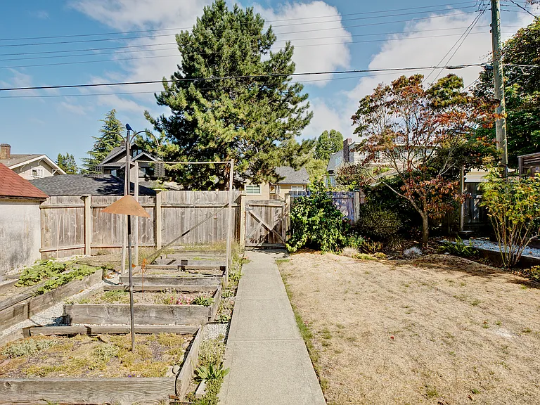 2063 W 37th Ave #BASEMENT — Photo 9