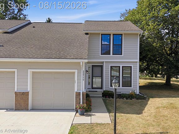 3rd image of 22749 Cranbrooke Dr