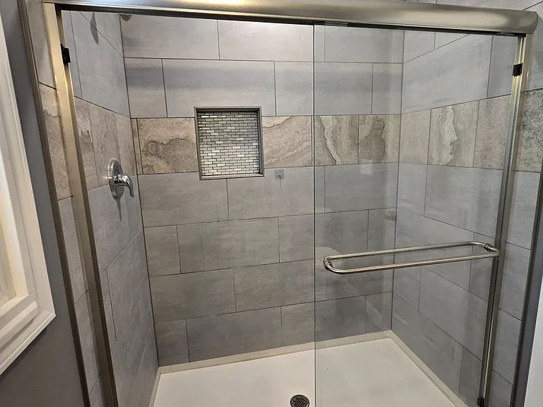 Primary shower