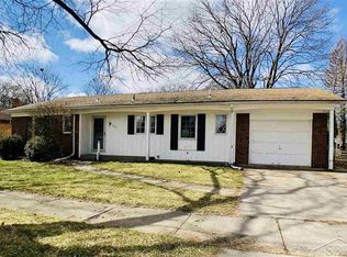 1041 Lindsay Dr, Saginaw, MI 48602