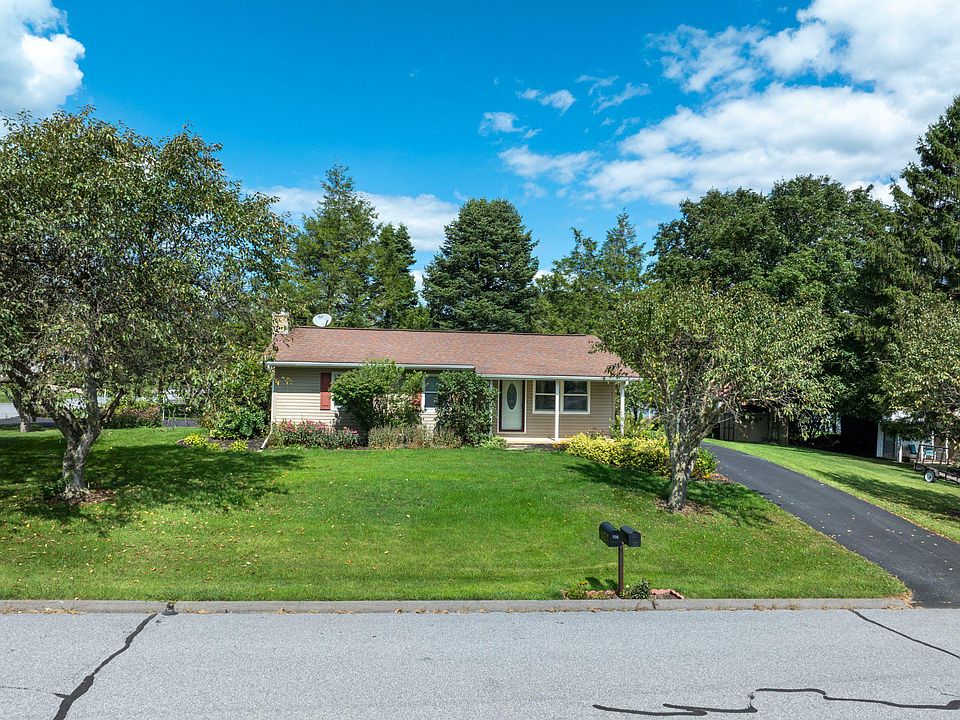 1st image of 104 Stover Rd
