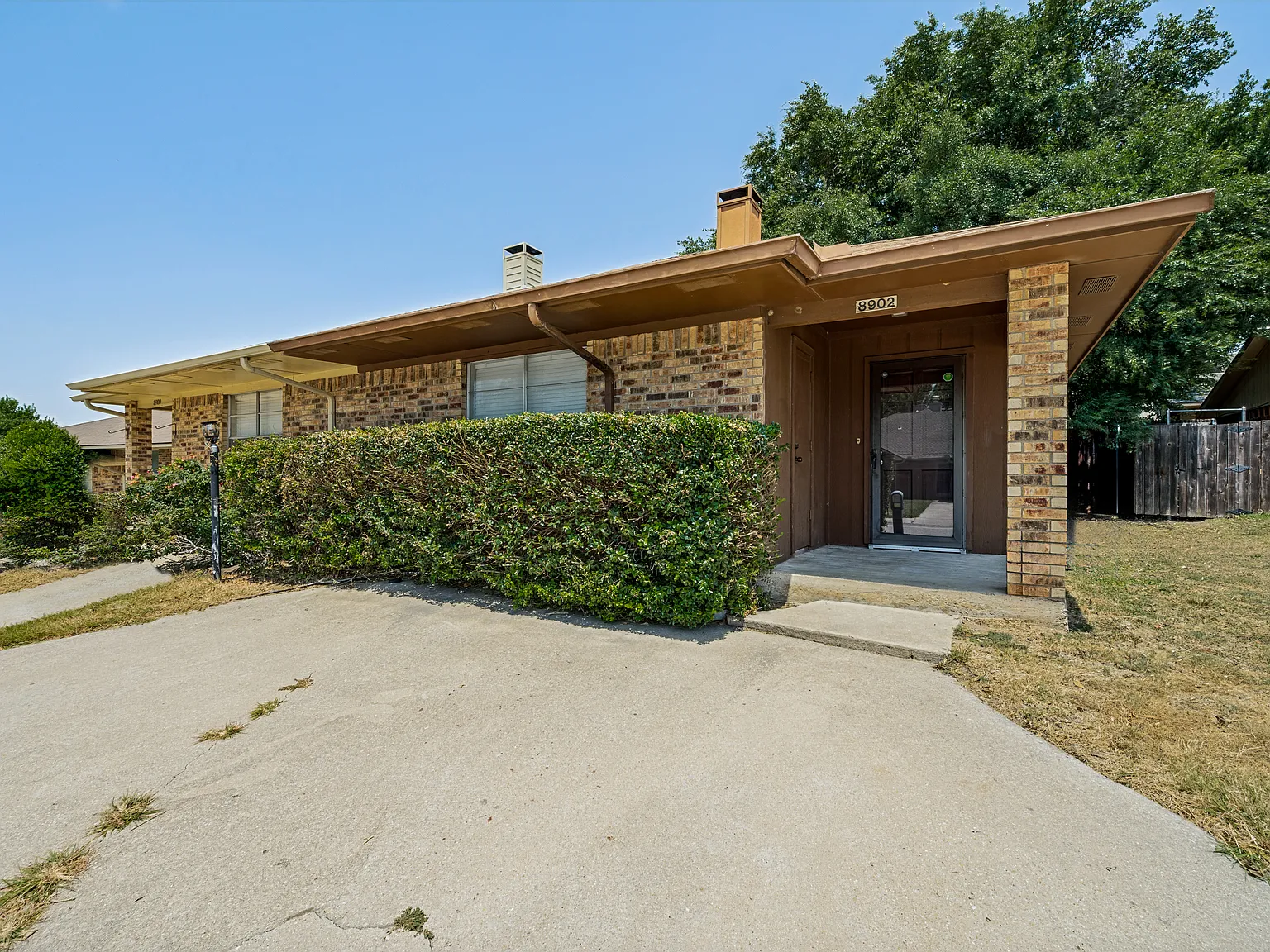 2 bed, 1134 sqft, $1,700 — Photo 1