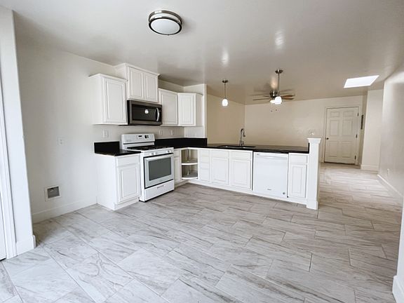4th image of 4141 Teal St APT 3