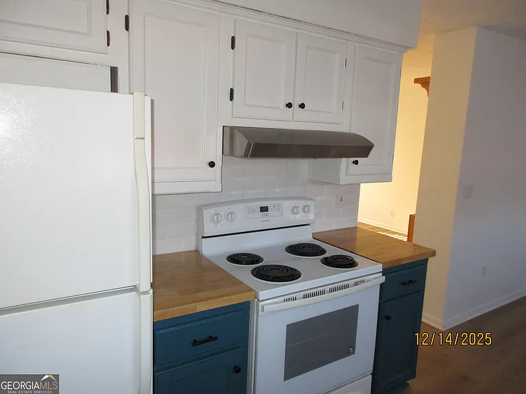 2822 Chelsey Trl — Photo 8