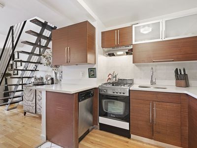 184 Thompson St APT 6C, New York, NY, 10012