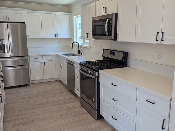 2nd image of 20350 Fairweather St