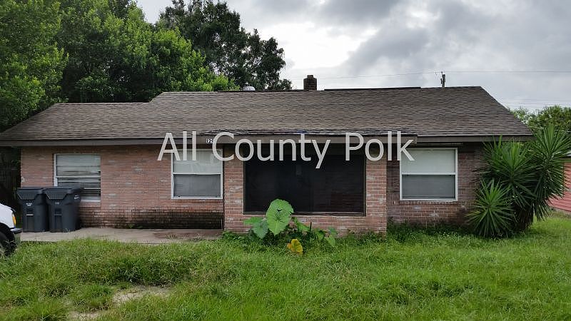 1st image of 129 W Palm Dr