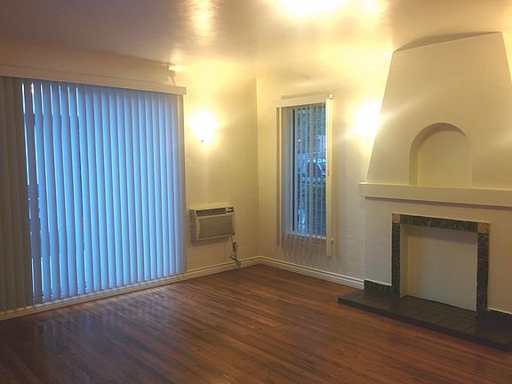 4th image of 1012 E Garfield Ave #1012