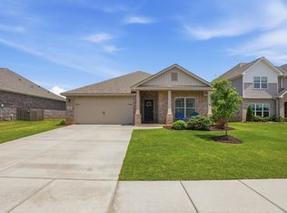 205 Goldie Ct, New Market, AL 35761