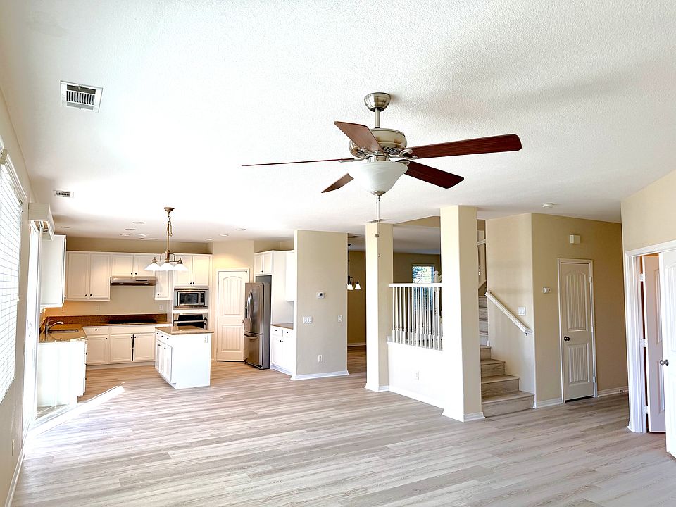 1st image of 40220 Emily Pl