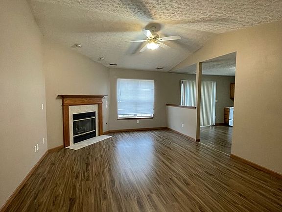 5th image of 1900 Halyard Ct
