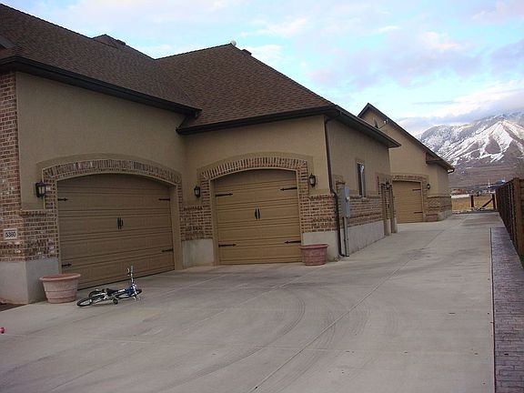 2nd image of 5360 N Horseshoe Dr