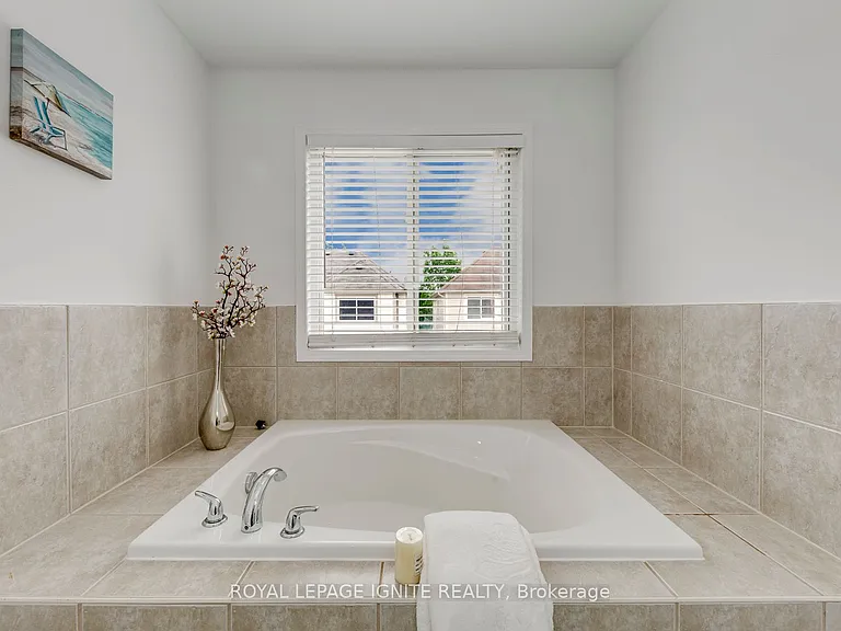 928 Philbrook Dr — Photo 31