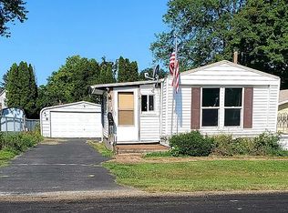730 N Elm St, Lewistown, IL 61542
