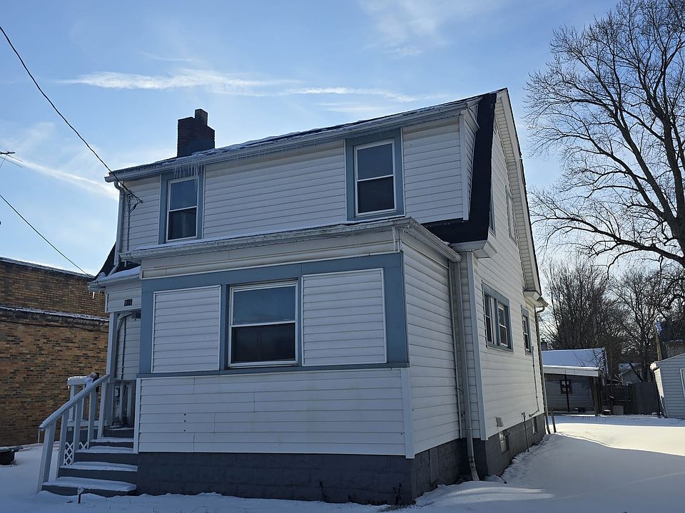 1st image of 916 S Hawkins Ave
