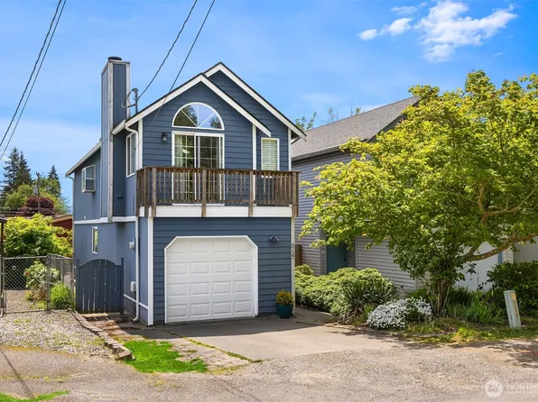 6727 NE Fern Street, Suquamish, WA 98392