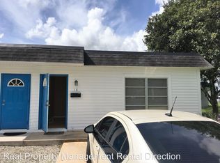 18 Tangelo Ct, Lehigh Acres, FL 33936