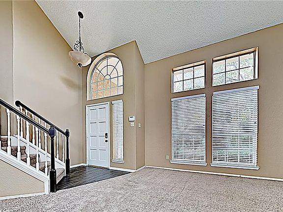 4th image of 765 Andre Ct