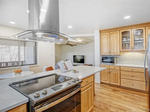 2923 S Reading Court, Denver, CO 80231