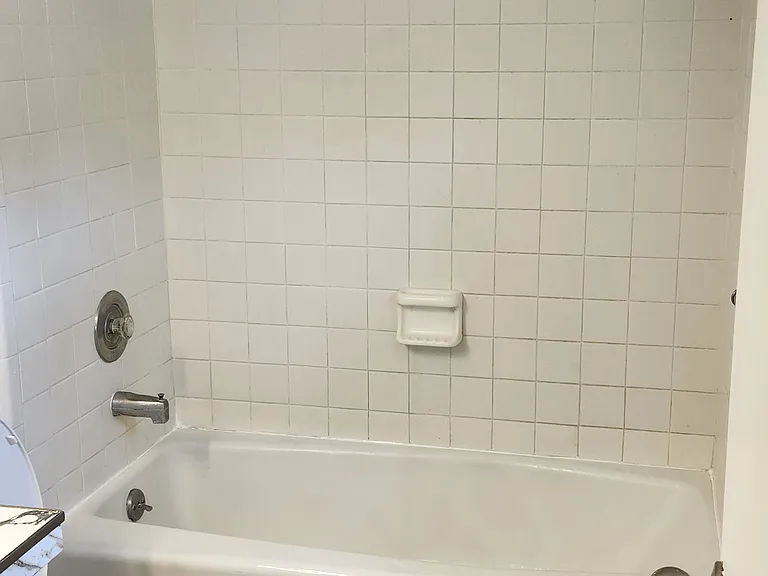 4705 Meadow Ave — Photo 1