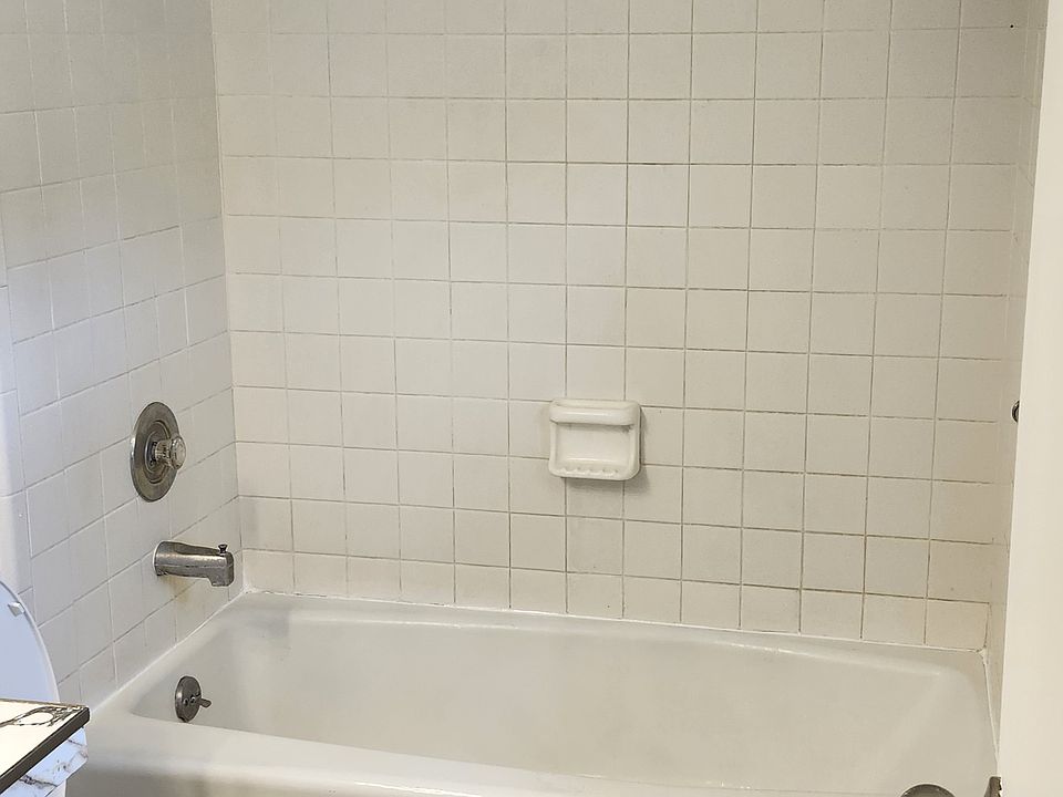 1st image of 4705 Meadow Ave