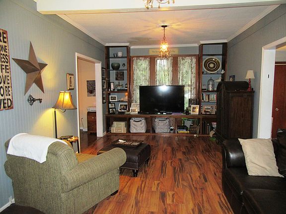 2nd image of 185 Porter Ave