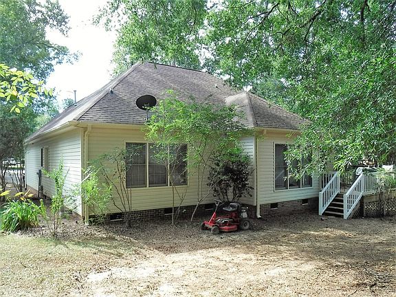 2nd image of 202 Wentworth Dr