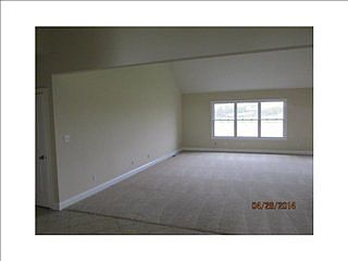 4th image of 8325 Brooks Farm Ln