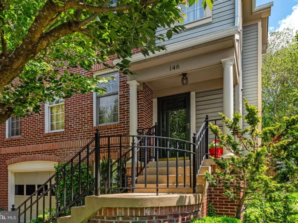 146 Mosby Cir, Warrenton, VA 20186