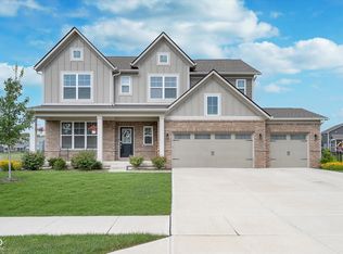 19299 Gillcrest Dr, Noblesville, IN 46062