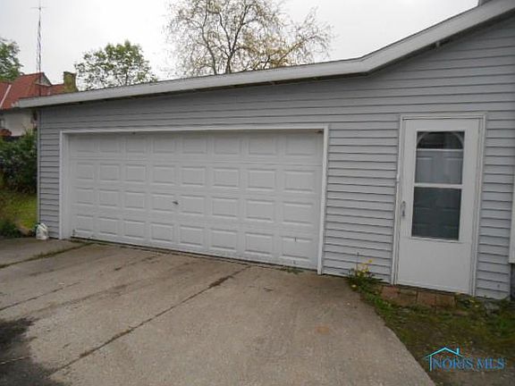 3rd image of 314 S Jonesville St