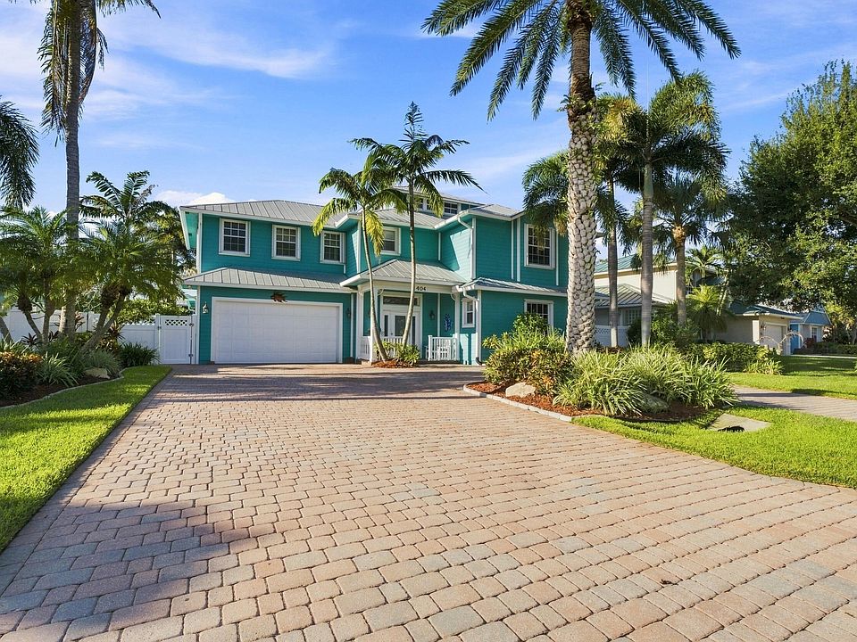 1st image of 1404 SW SEAGULL Way