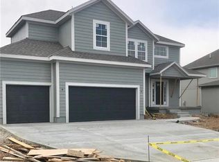 5224 Meadow Vw, Shawnee, KS 66226