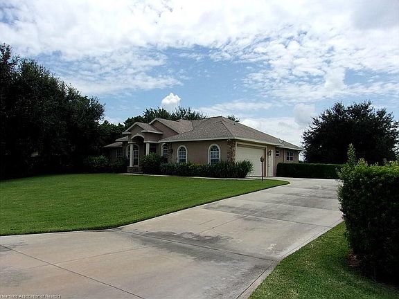 2nd image of 577 Sunset Pointe Dr