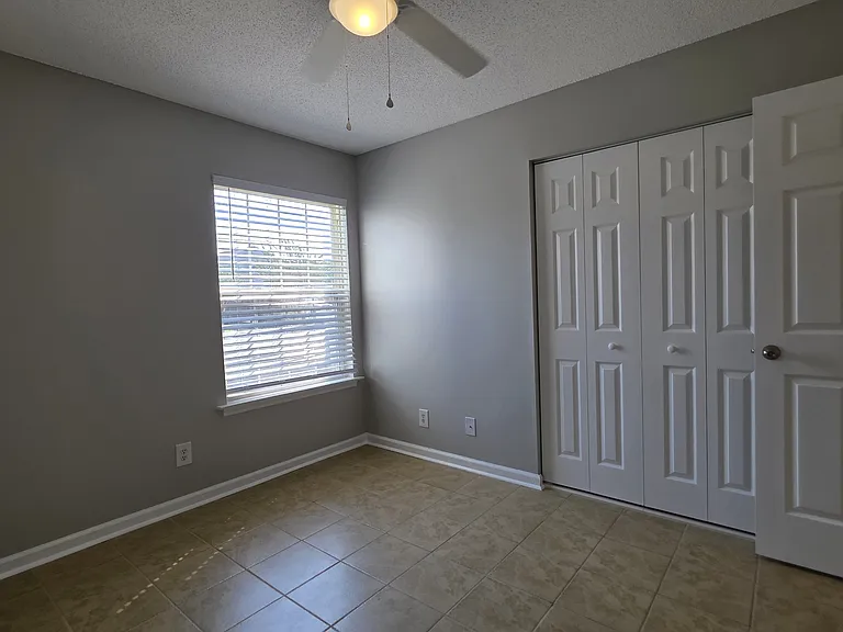 8642 S Bridge Dr #1 — Photo 38