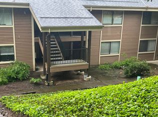 9768 SE Talbert St, Clackamas, OR 97015