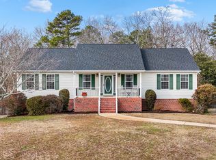 8869 River Cove Dr, Harrison, TN 37341