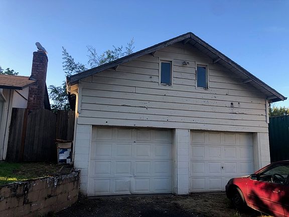 2nd image of 1102 E 28th St #1102